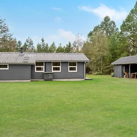 Holiday home 2 Bedroom In Strandby
